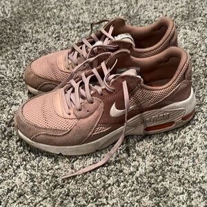 Size 8 Nike Air Max